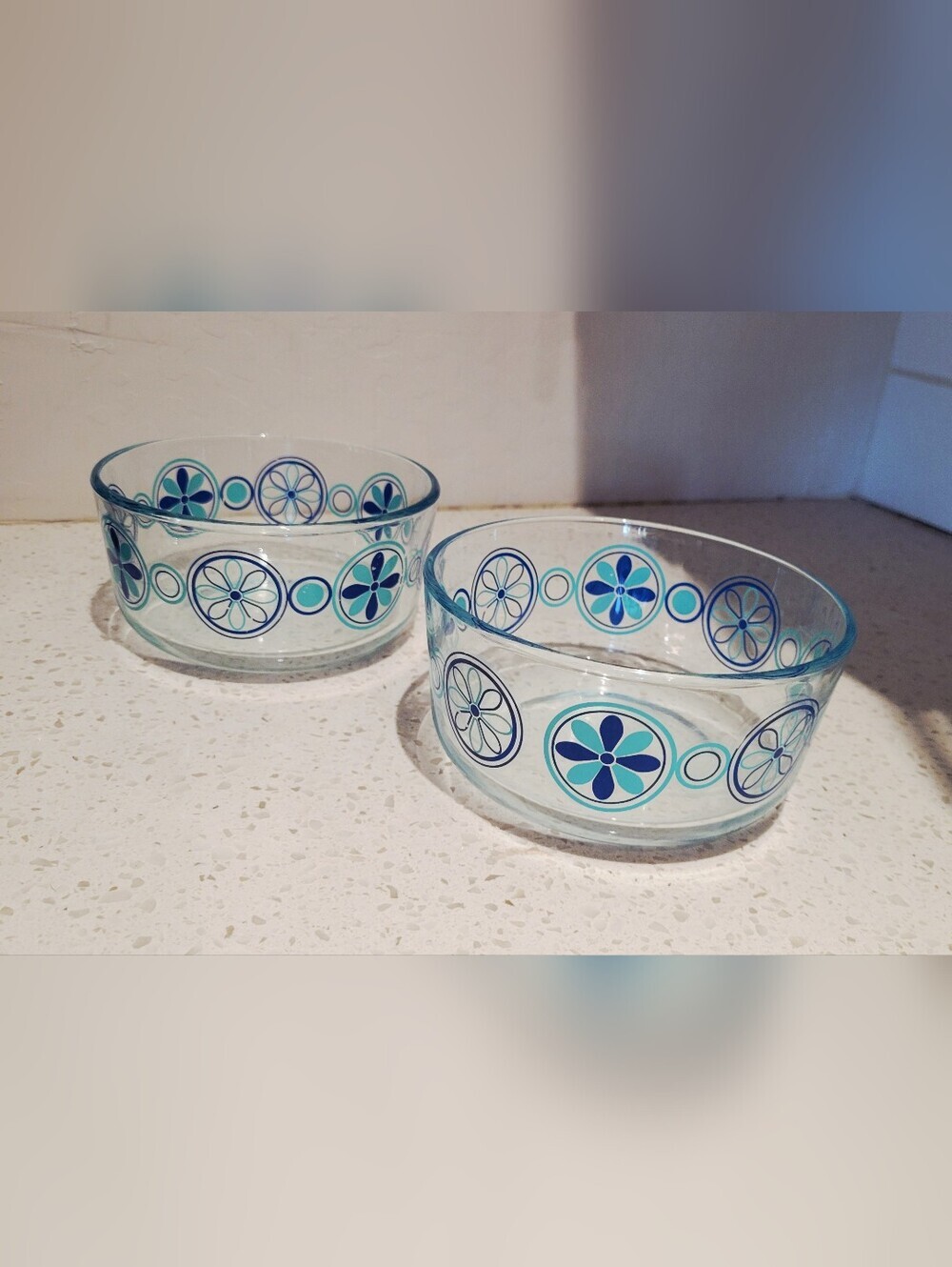 VTG Pyrex Clear Blue Glass &  Turquoise Medallion Design Bowls | Set of 2